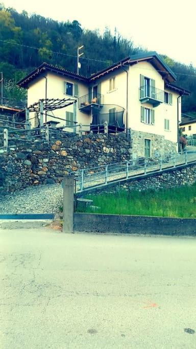Casa Neva Apartment Cannobio Exterior photo